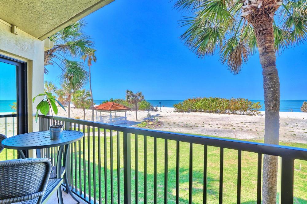 Land's End 11-203 Beach Front - Premier